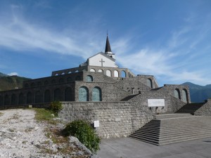P1000426 Italian memorial, Kobarid