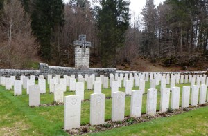 Edward's grave at the end of the row buried with men from his Company. In September 1921 Vera visited the cemetery and planted rosebuds and a small asparagus fern beside her brother's grave.
