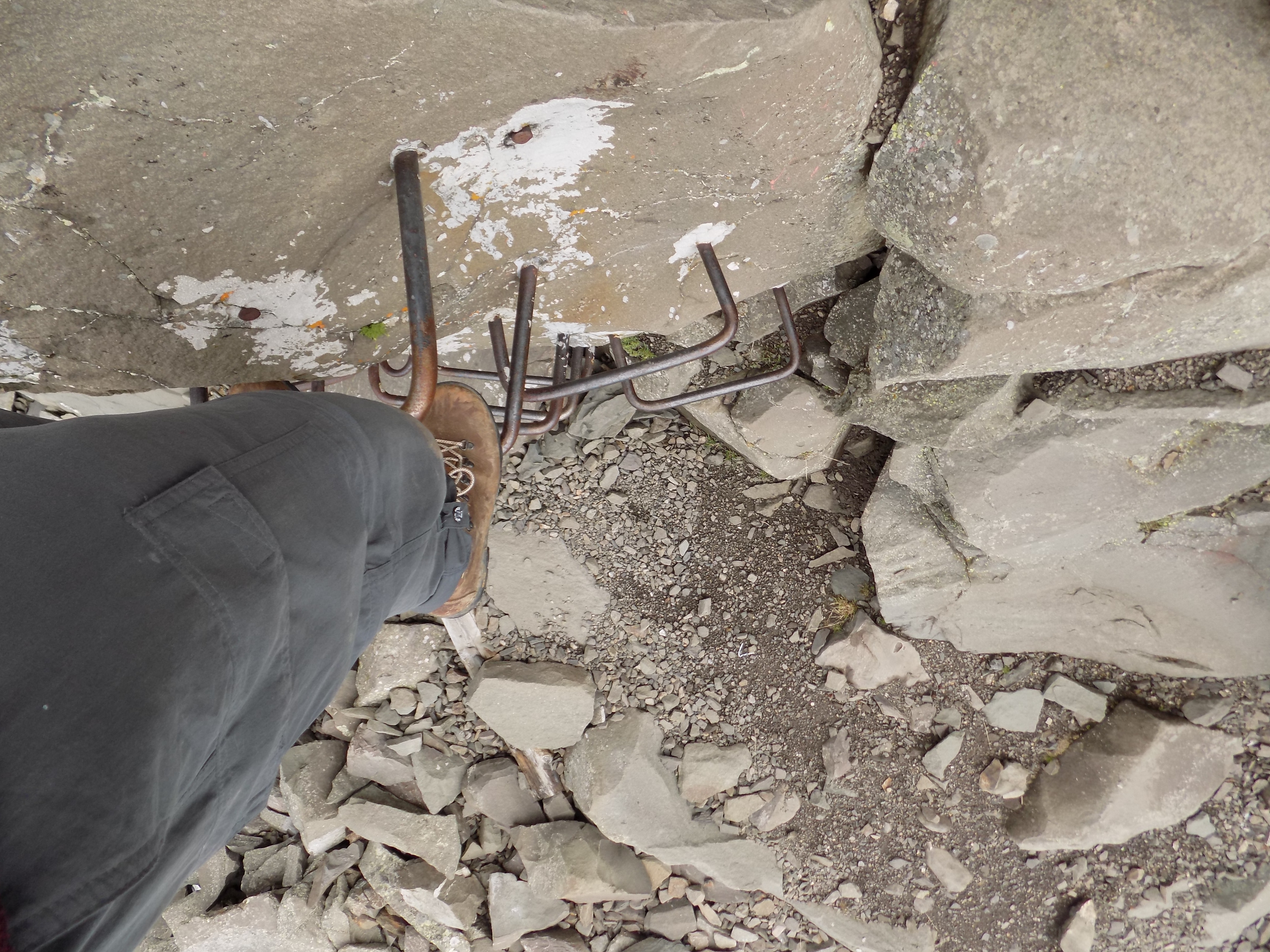 Descent into crater of 2 October 1917