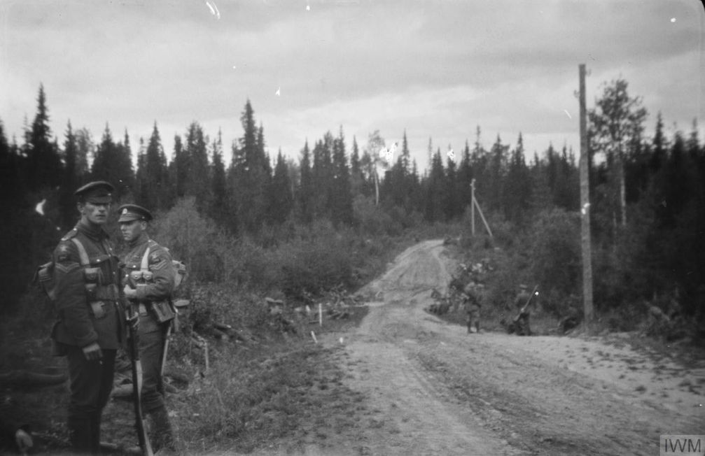 Q 92426-SERVICE OF MAJOR MOORE VC 2ND BATTALION, THE HAMPSHIRE REGIMENT, NORTH RUSSIA 1919